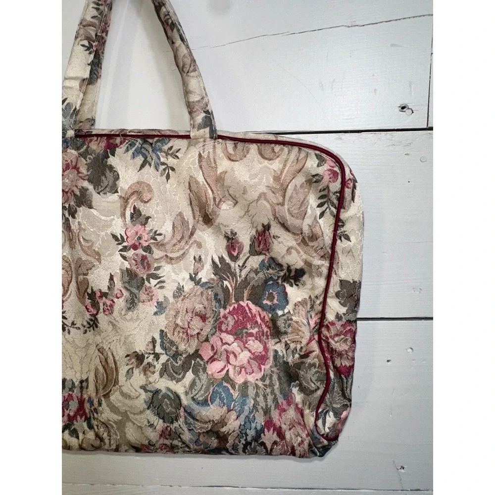 Vintage Victorias Secret Floral Tapestry Toiletry Bag Travel Makeup Case Pink